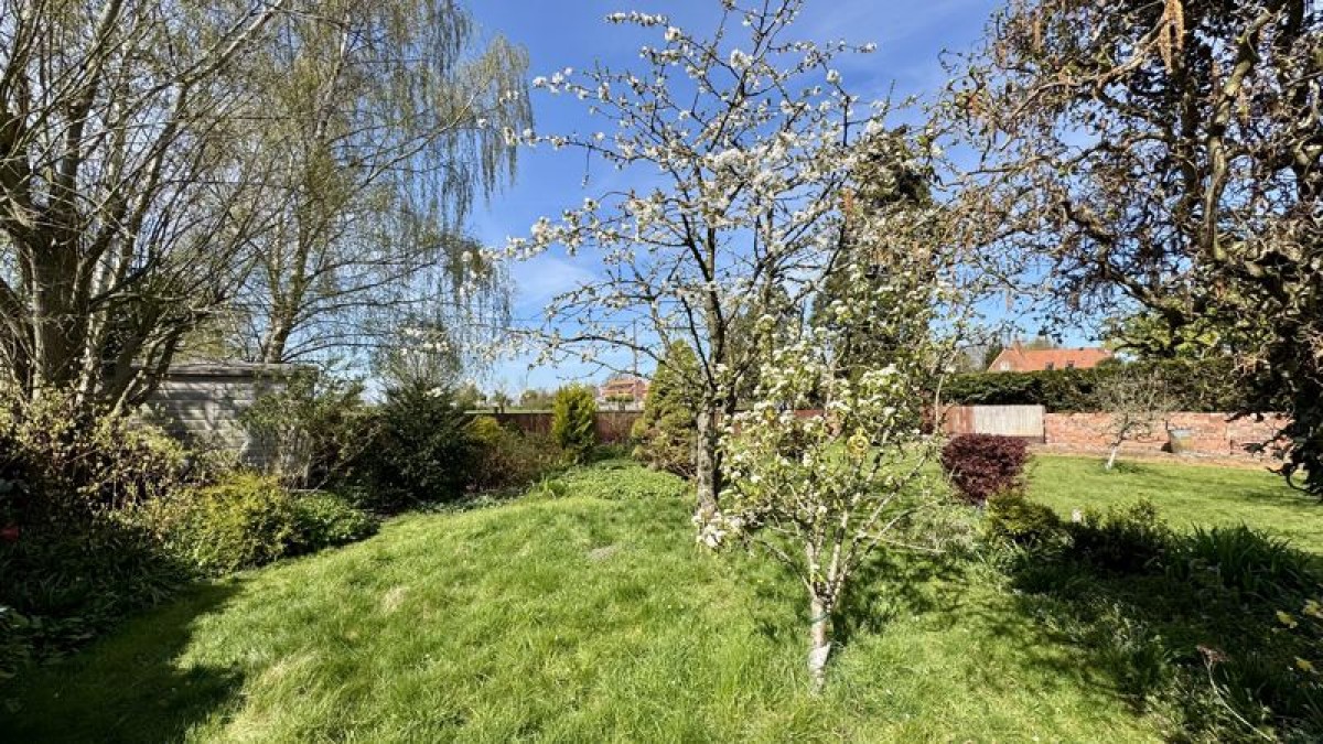 Images for Hall Farm Cottage, Main Street, South Scarle, Newark
