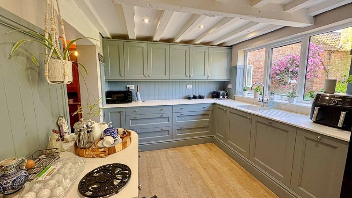 Images for Hall Farm Cottage, Main Street, South Scarle, Newark