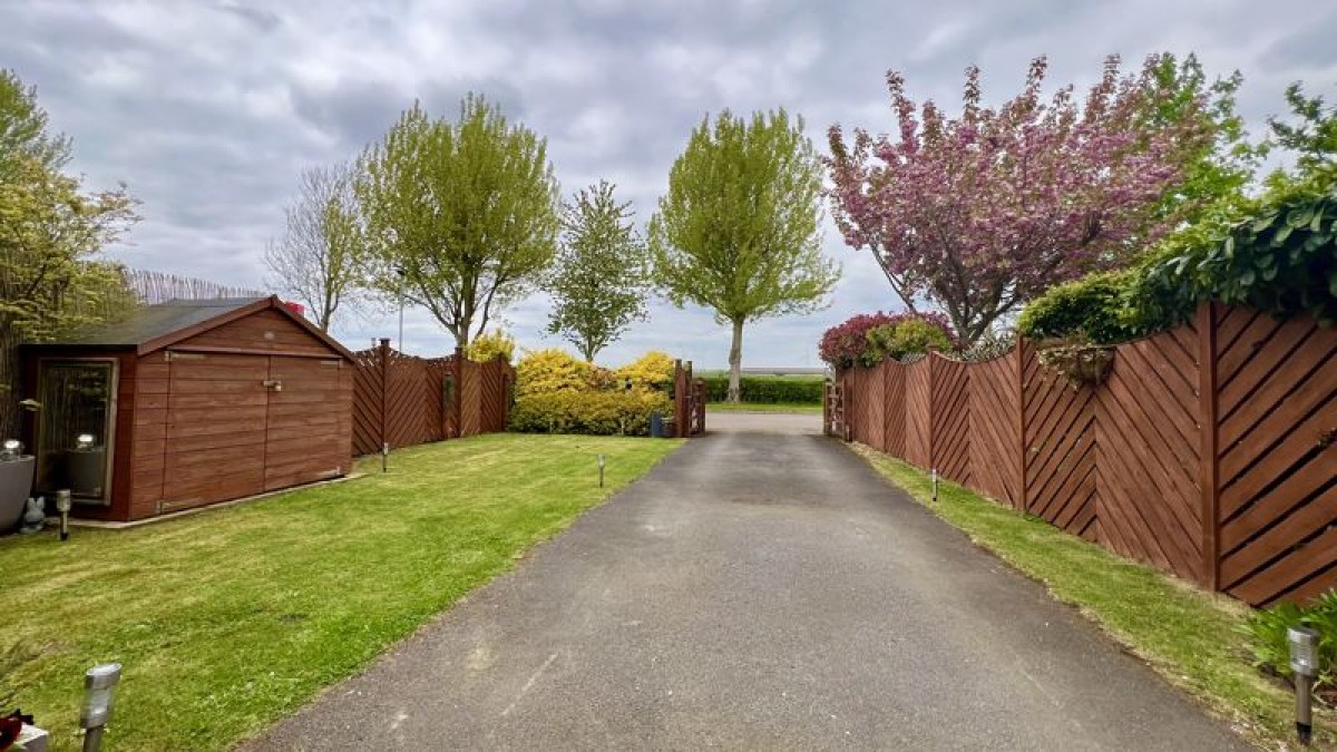Images for The Old Moorings, Eastoft