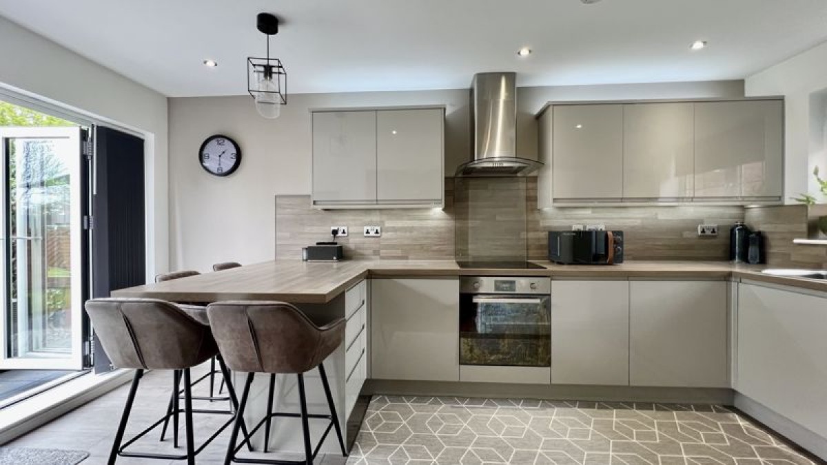 Images for The Old Moorings, Eastoft