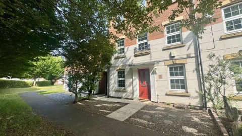 Carlton Boulevard, Lincoln