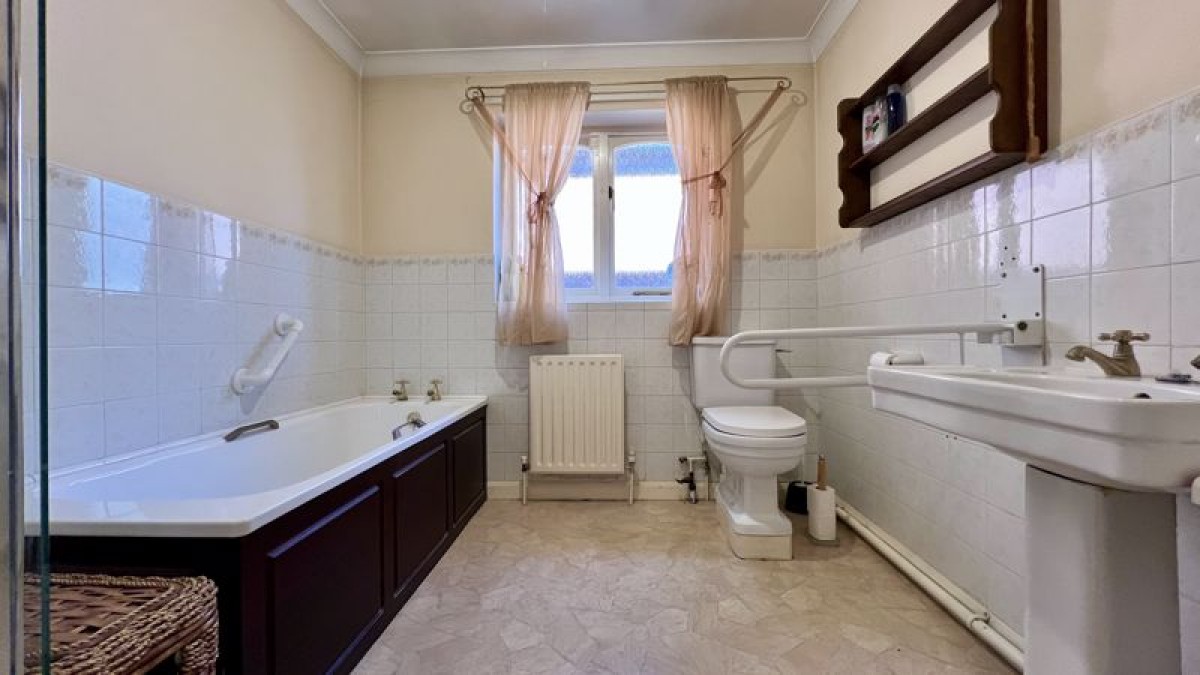 Images for Hart Lane, Winterton
