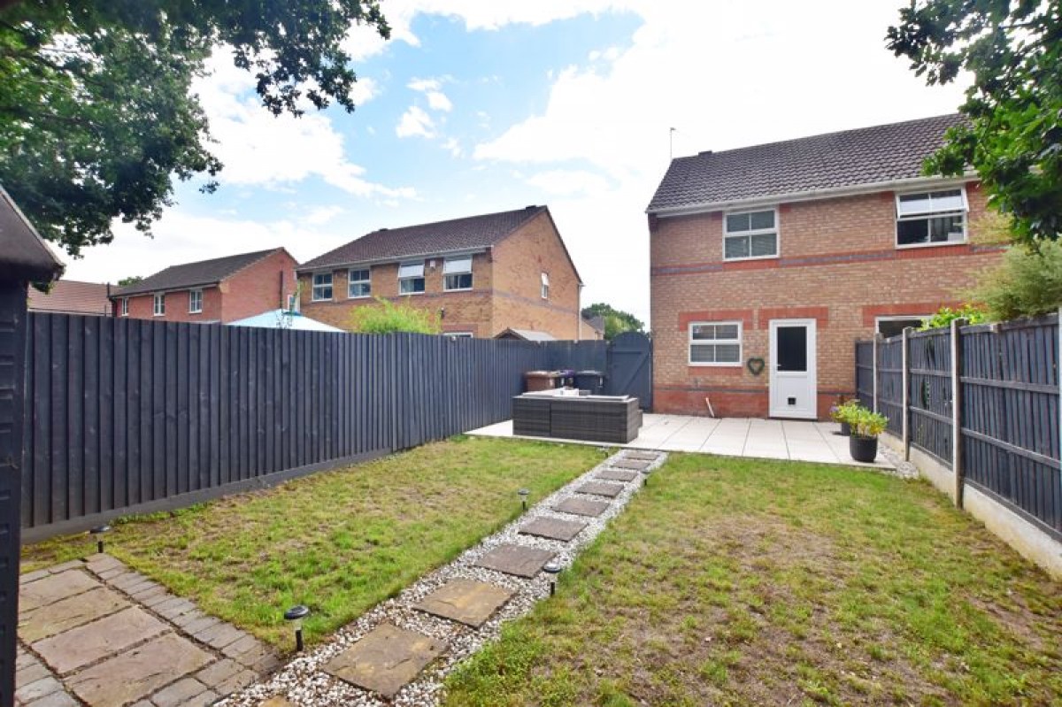 Images for Fox Covert, South Hykeham, Lincoln