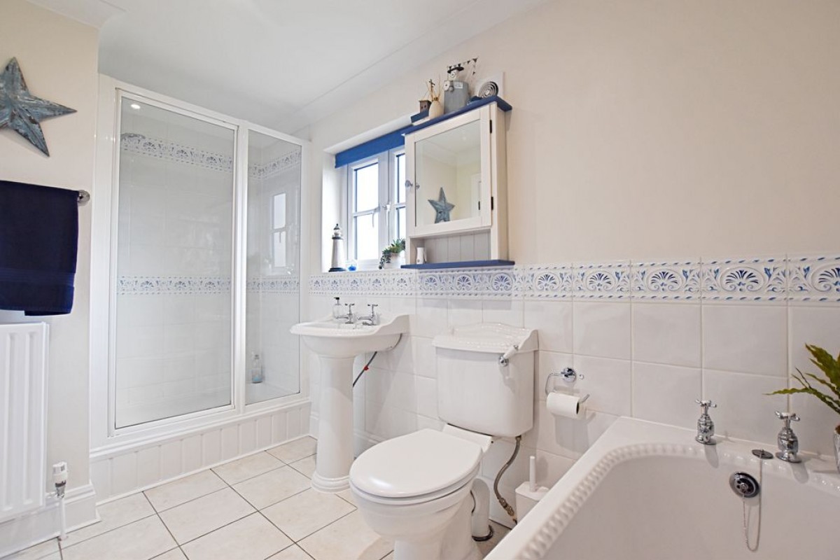 Images for Woods End, Lincoln