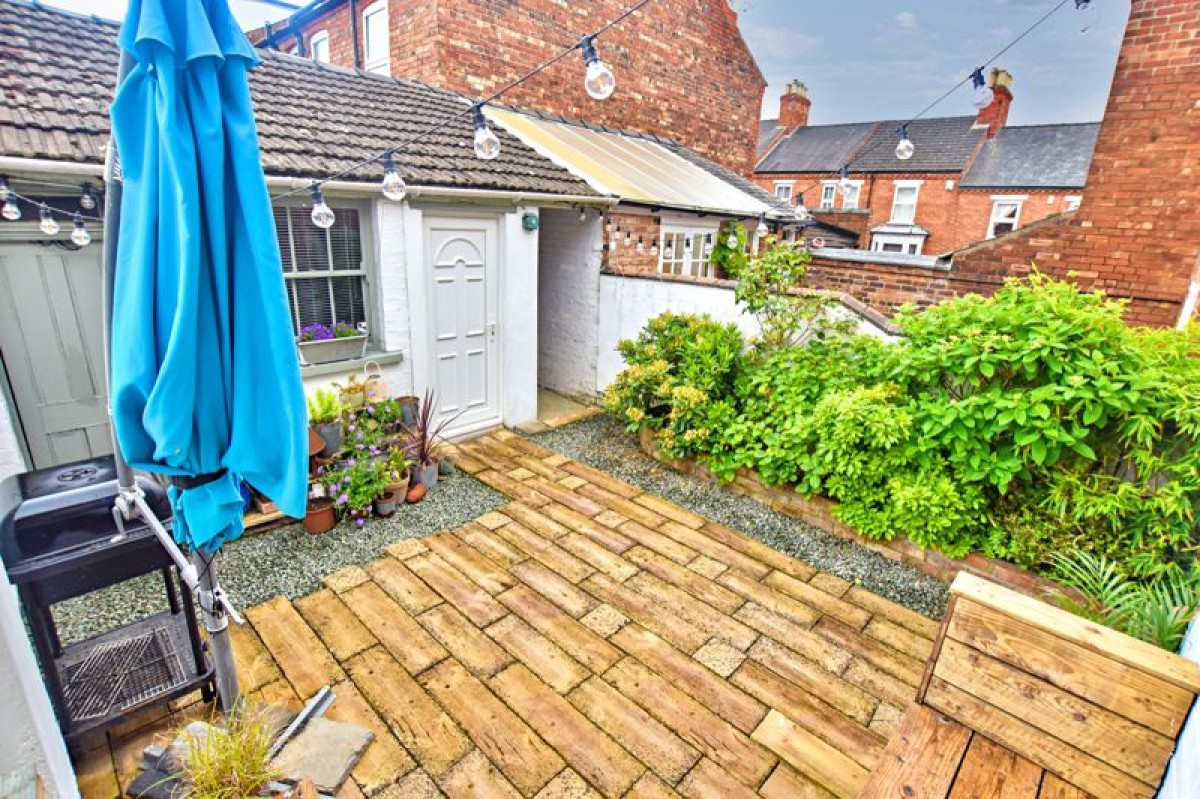 Images for Albert Crescent, West End, Lincoln