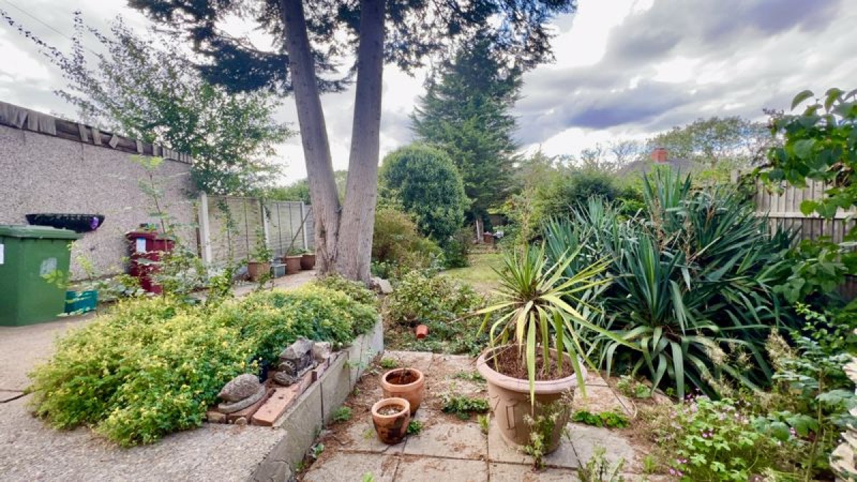 Images for The Cliff, Scunthorpe