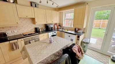 Images for Squirrel Chase, Witham St. Hughs, Lincoln EAID:Starkey & Brown Scunthorpe BID:Starkey&Brown Lincoln