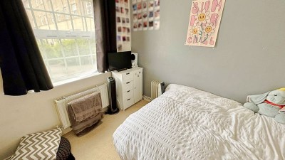 Images for Squirrel Chase, Witham St. Hughs, Lincoln EAID:Starkey & Brown Scunthorpe BID:Starkey&Brown Lincoln