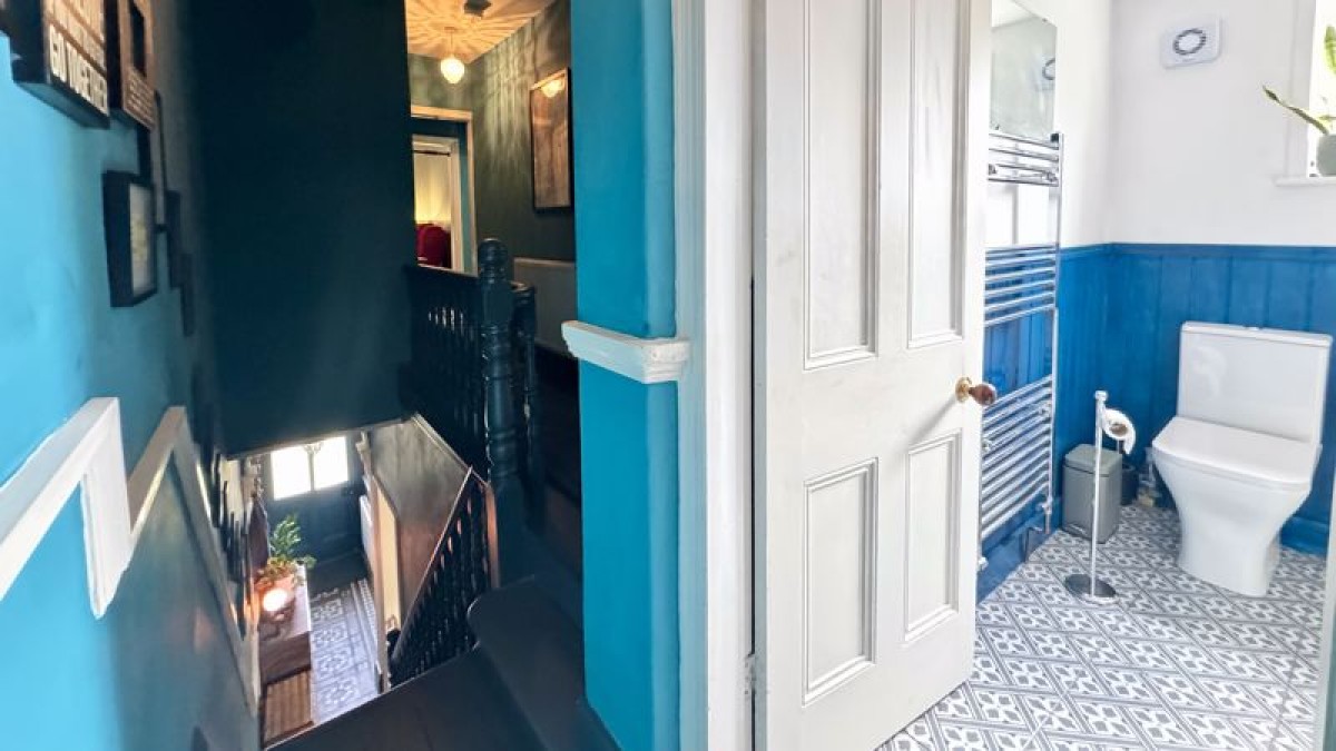 Images for Queens Crescent, Lincoln