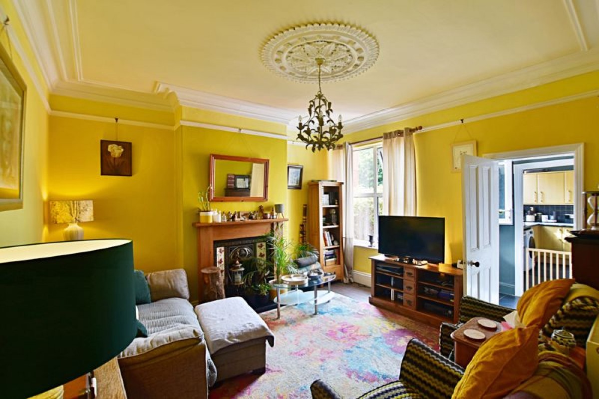 Images for Queens Crescent, Lincoln