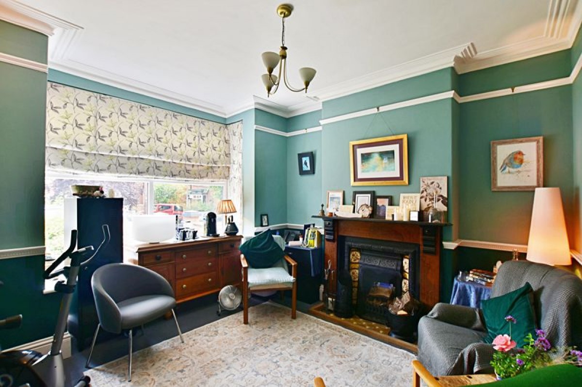 Images for Queens Crescent, Lincoln