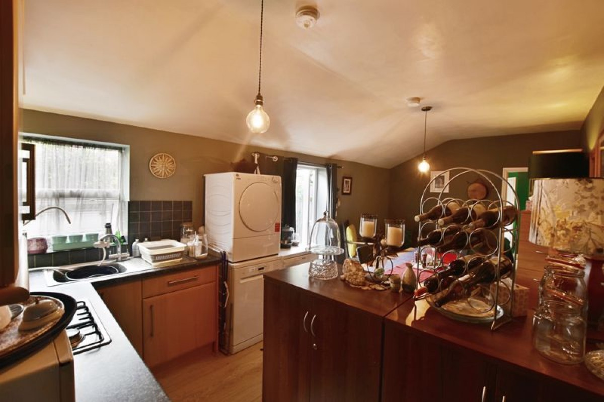 Images for Queens Crescent, Lincoln