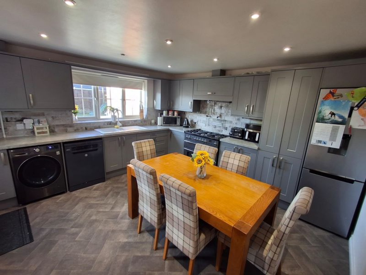 Images for Saffre Close, Winterton