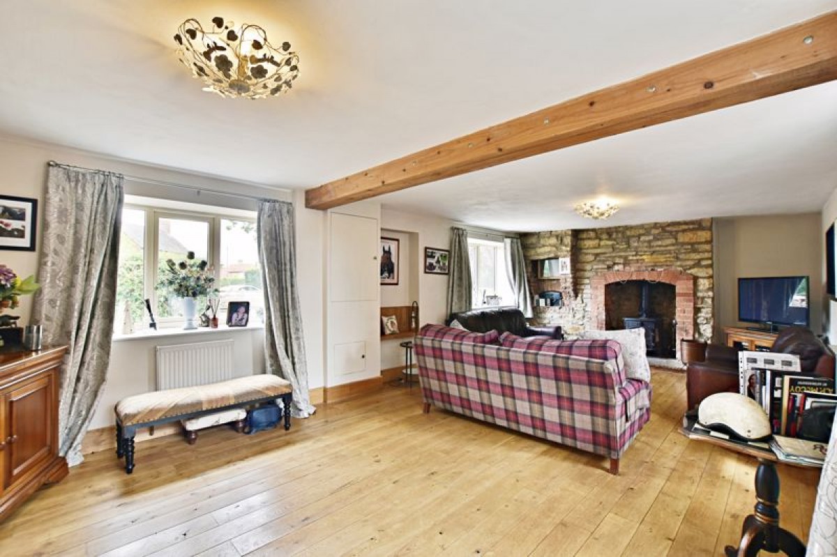 Images for Baxters Cottage, Main Street, North Carlton