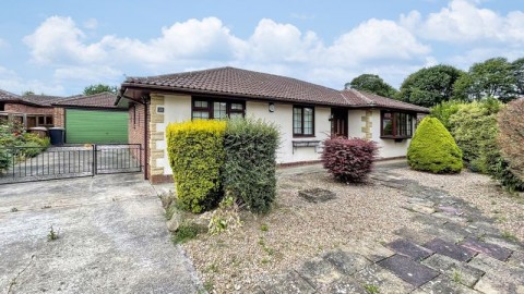 View Full Details for Villa Close, Branston, Lincoln