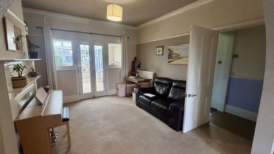 Images for High Street, Reepham, Lincoln EAID:Starkey & Brown Scunthorpe BID:Starkey&Brown Lincoln