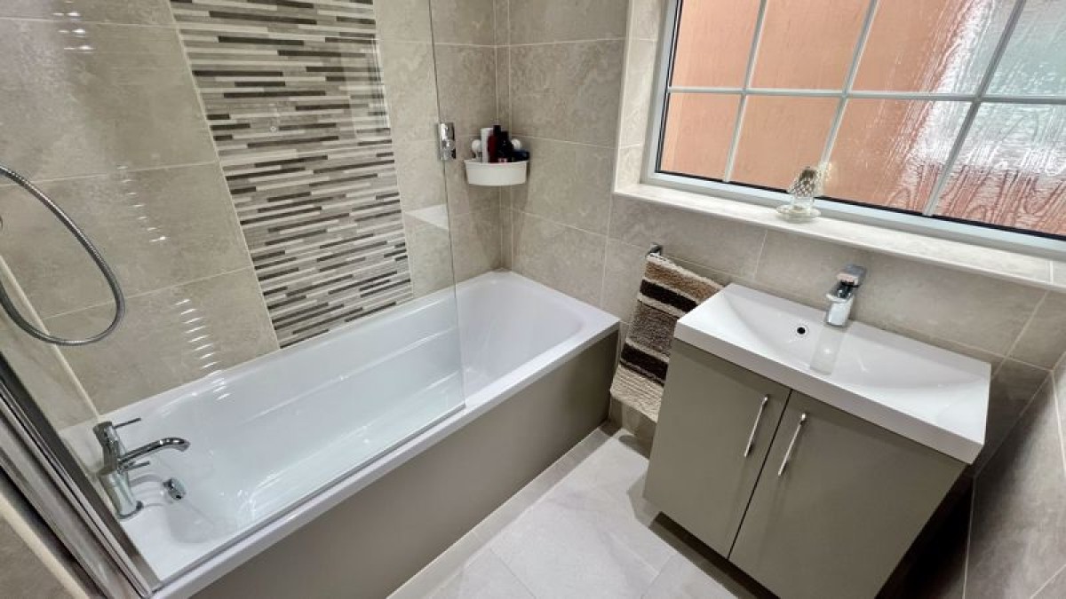 Images for Wiltshire Avenue, Burton Upon Stather