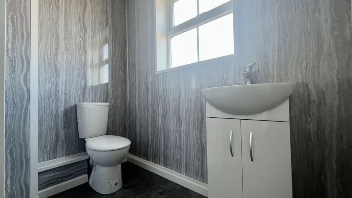 Images for Headingley Avenue, Bottesford