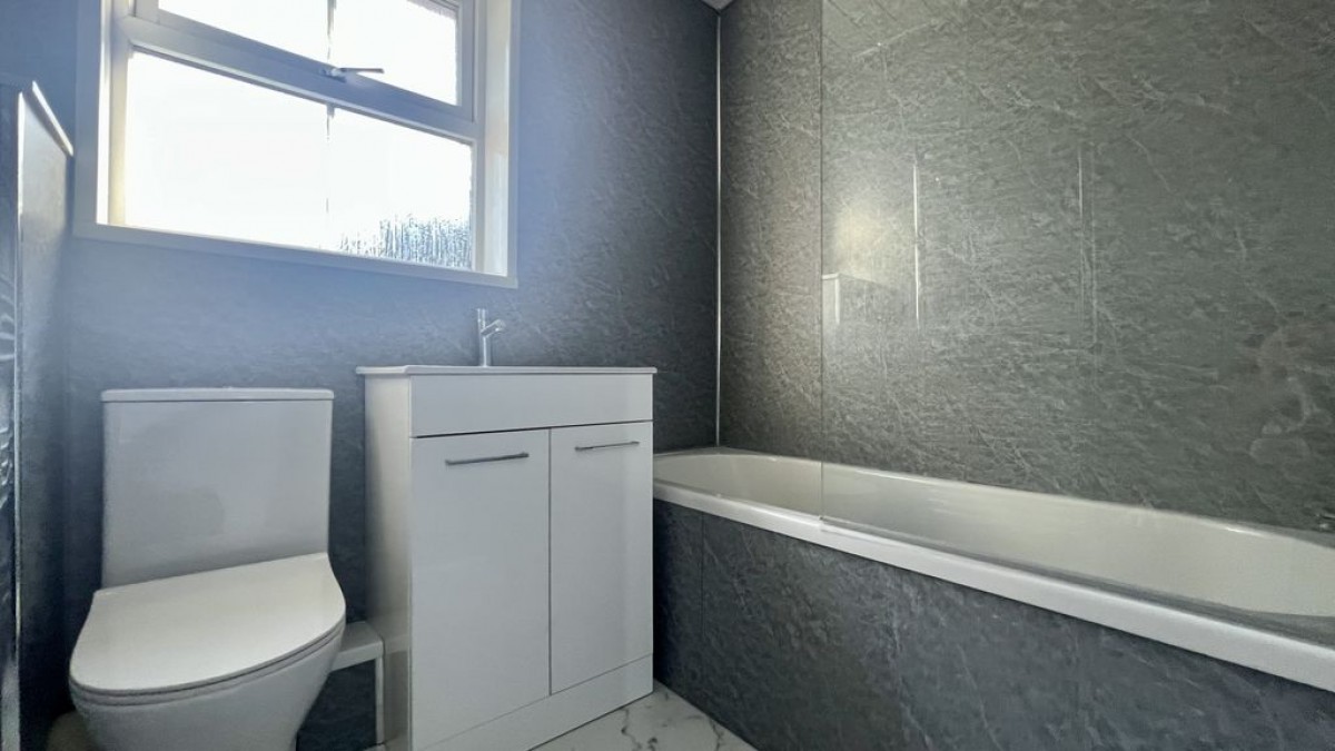 Images for Headingley Avenue, Bottesford