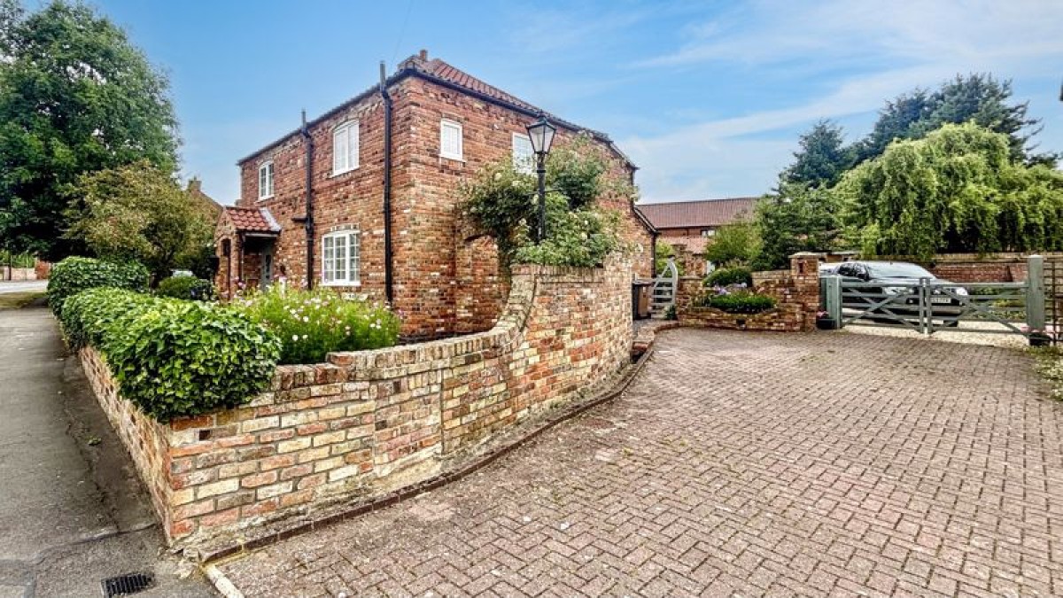 Images for High Street, Martin, Lincoln