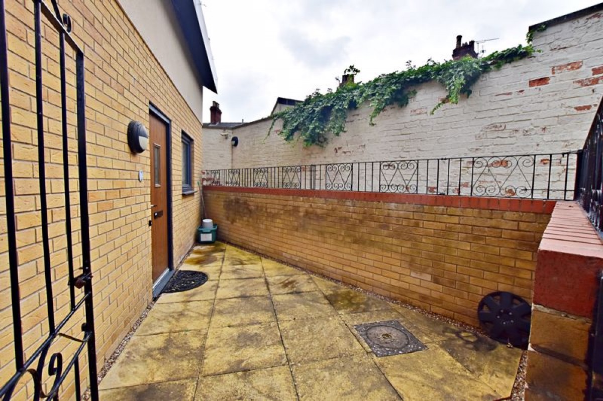 Images for Cuthberts Yard, Lincoln