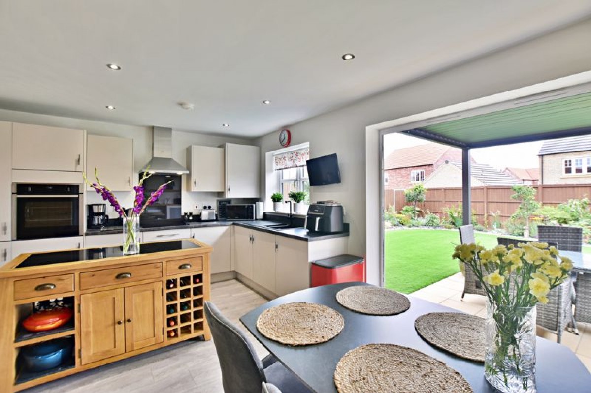 Images for Harvey Park, Welton, Lincoln