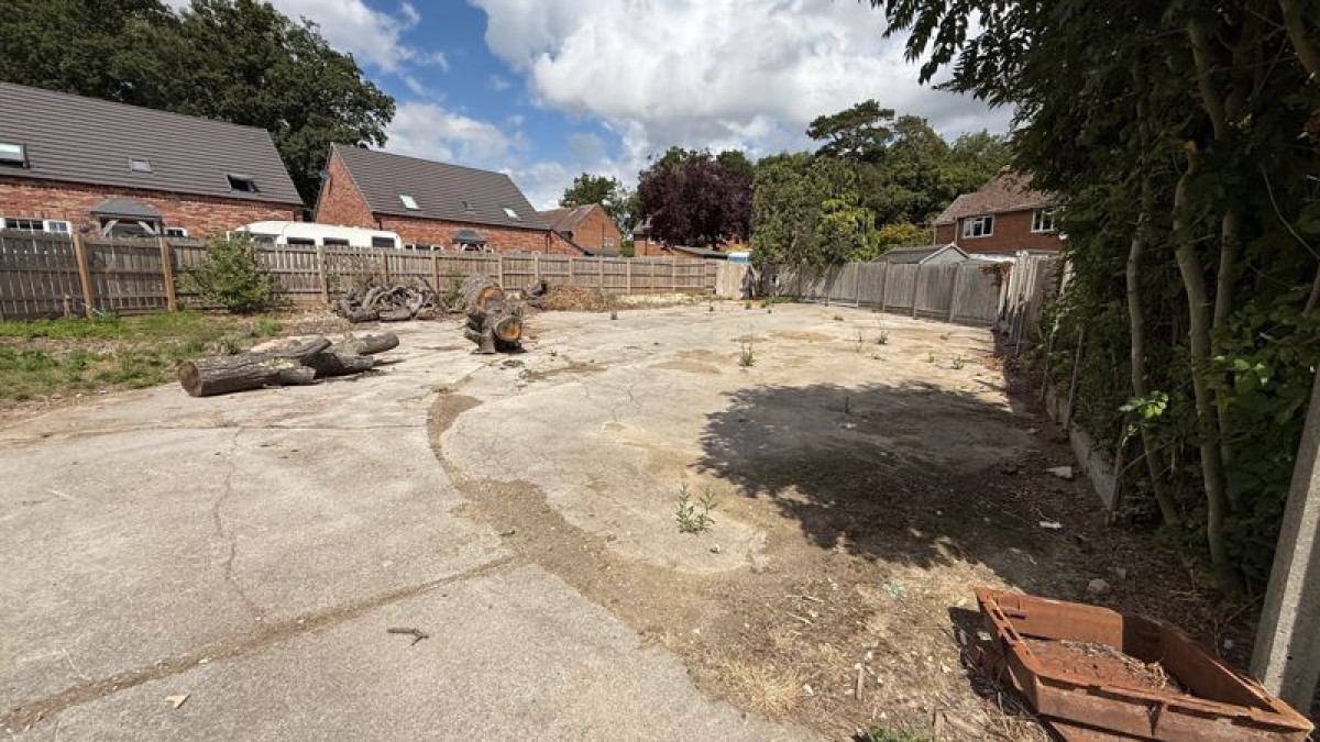 Images for Building Plot, Gray Lane, Witham St. Hughes, Lincoln