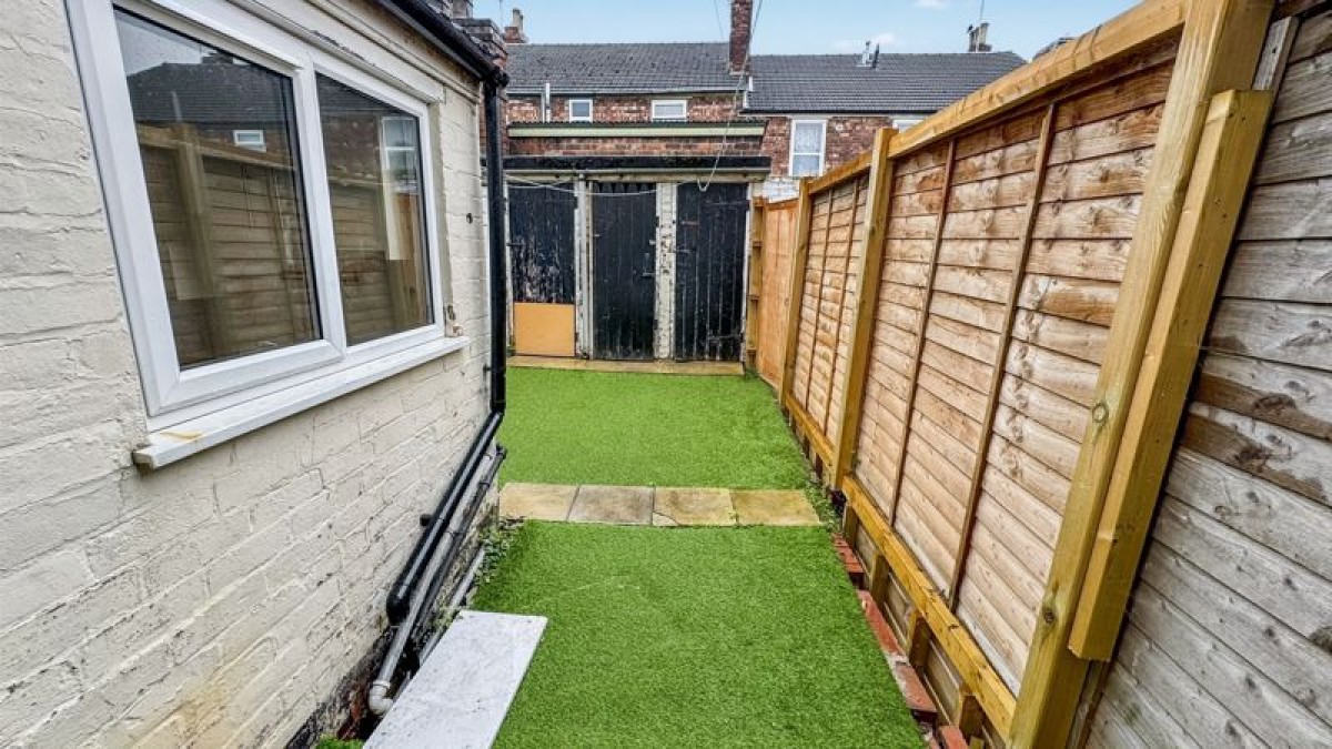 Images for Florence Street, Monks Road, Lincoln