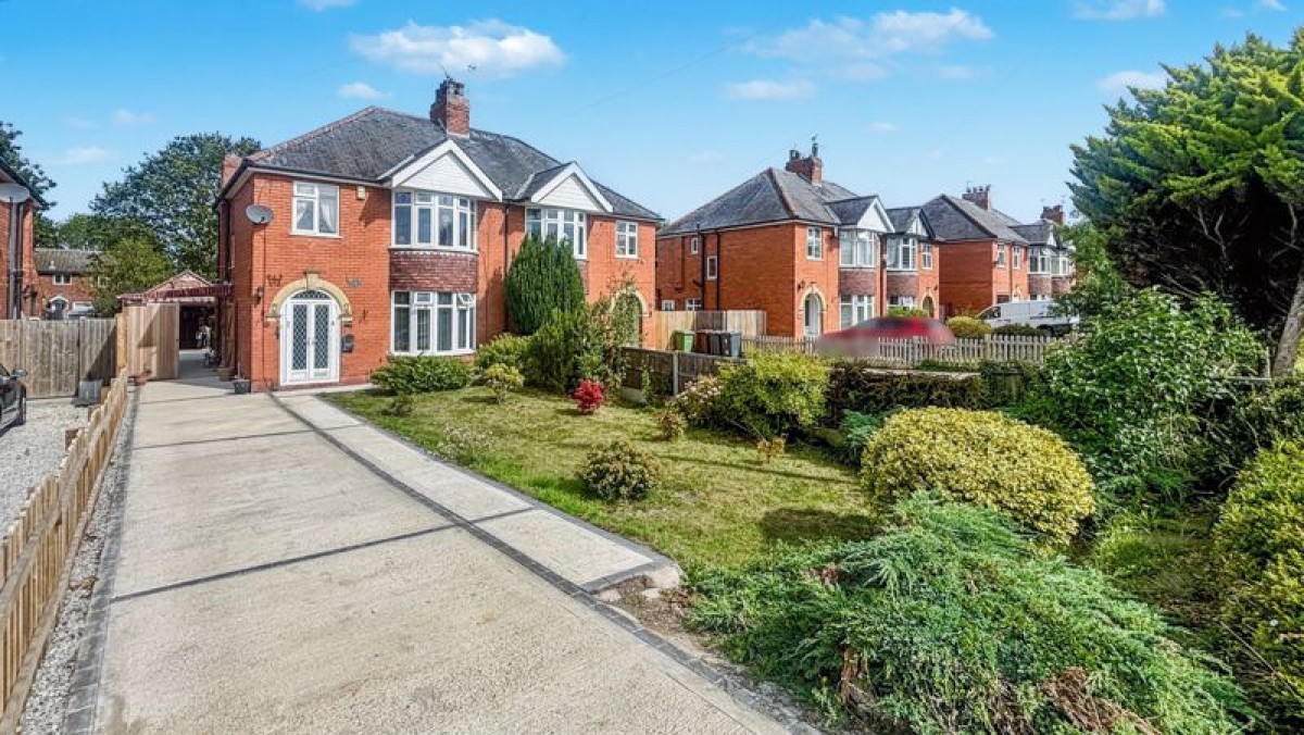 Images for Bunkers Hill, Lincoln