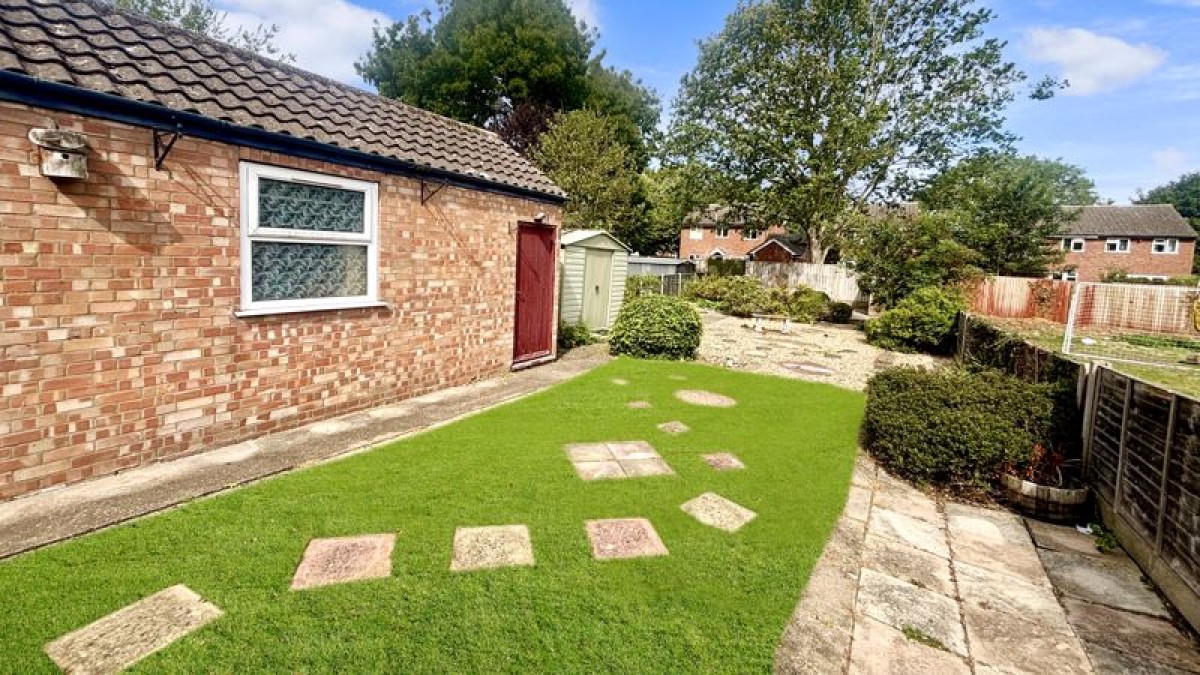 Images for Bunkers Hill, Lincoln