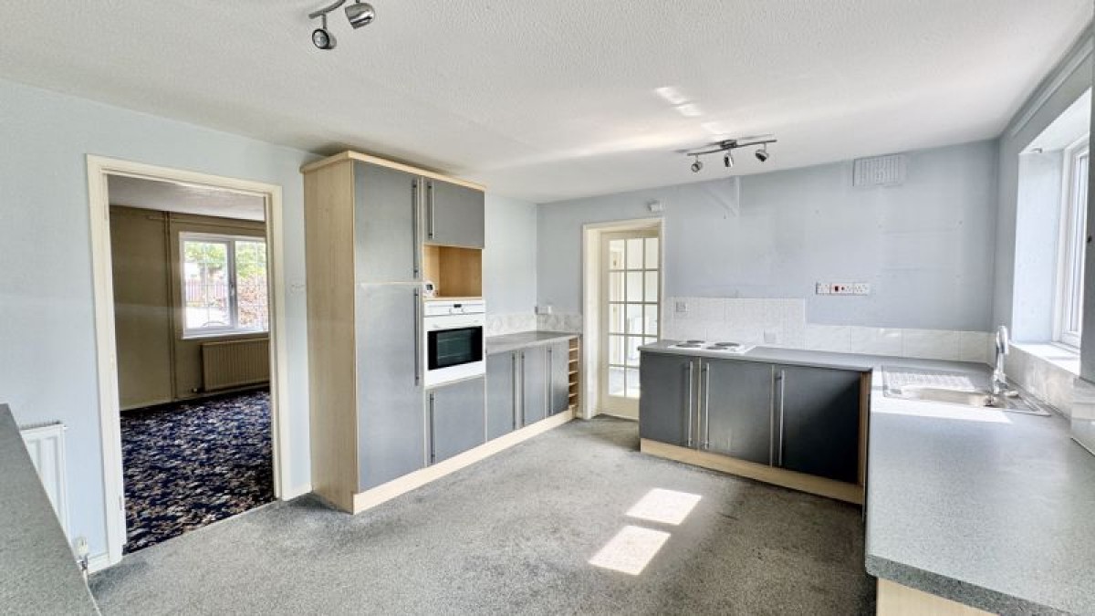 Images for Montaigne Crescent, Glebe Park, Lincoln