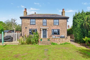 Ivy House, West Street, Timberland