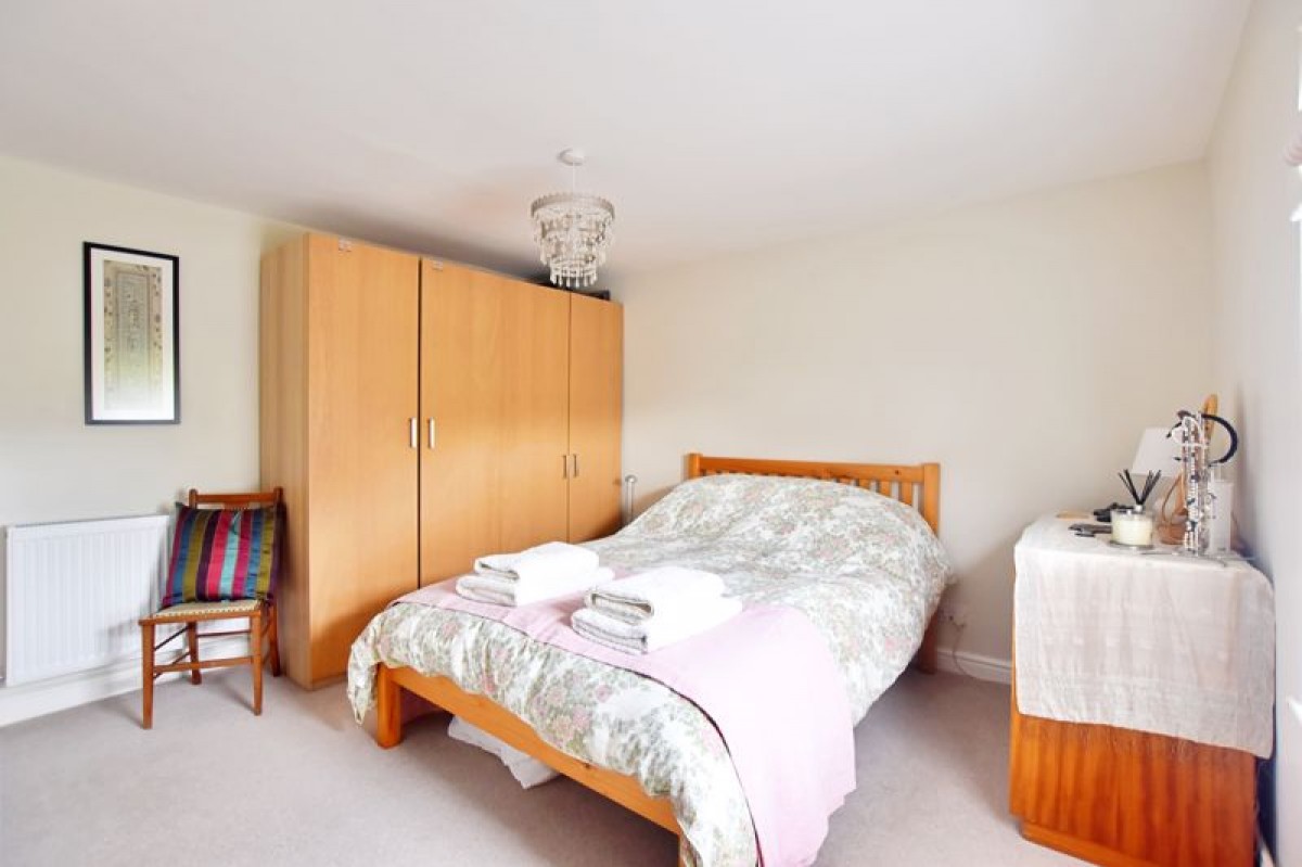 Images for Ivy House, West Street, Timberland