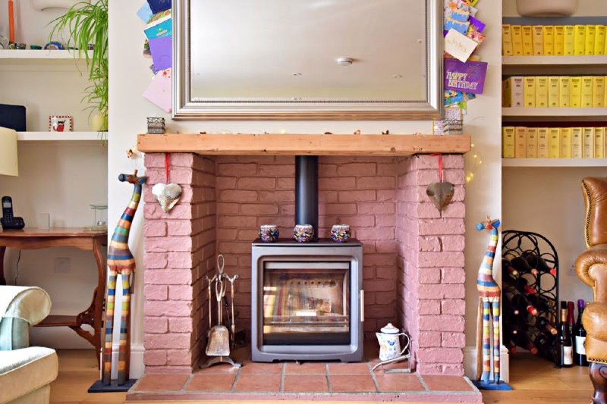 Images for Ivy House, West Street, Timberland