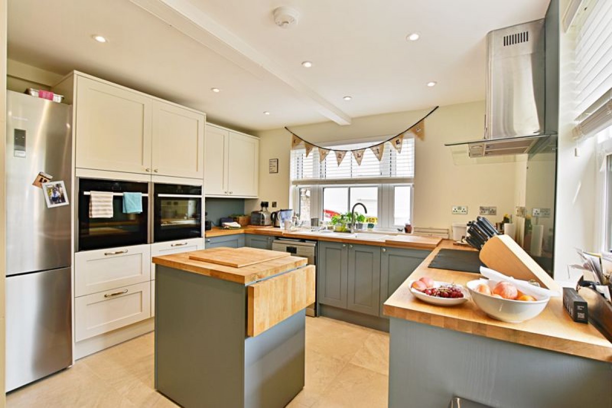 Images for Ivy House, West Street, Timberland