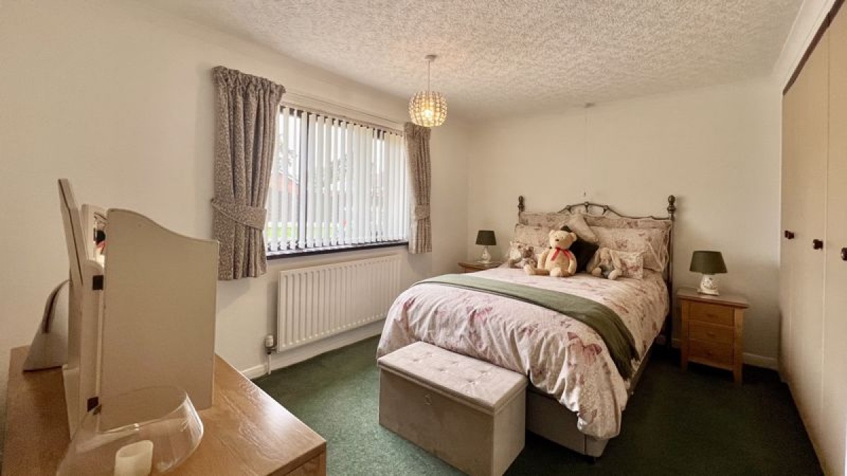 Images for Highgrove, Messingham