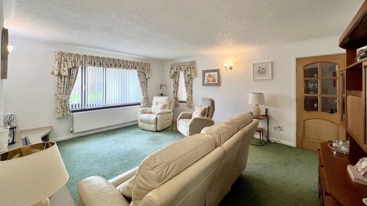 Images for Highgrove, Messingham