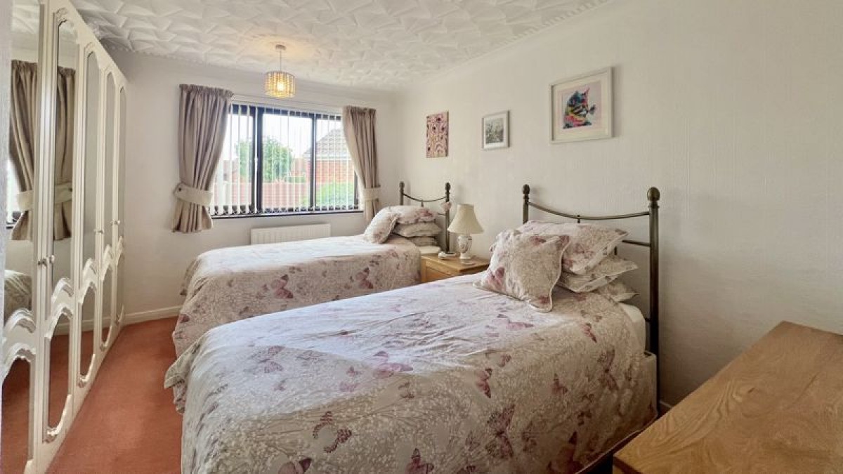 Images for Highgrove, Messingham