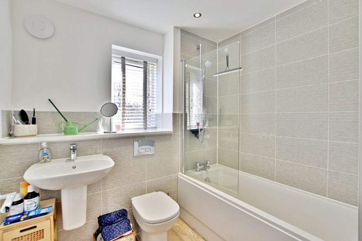 Images for Brackenbury Road, Saxilby, Lincoln