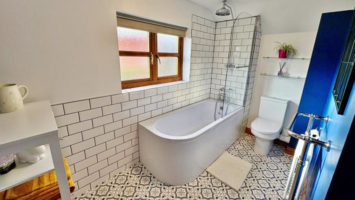 Images for Washtub Lane, South Scarle, Newark