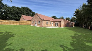 The Sycamores, Orchard Court, Dry Doddington