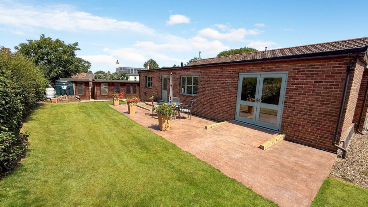 Images for Potters Lodge, Barff Road, Potterhanworth