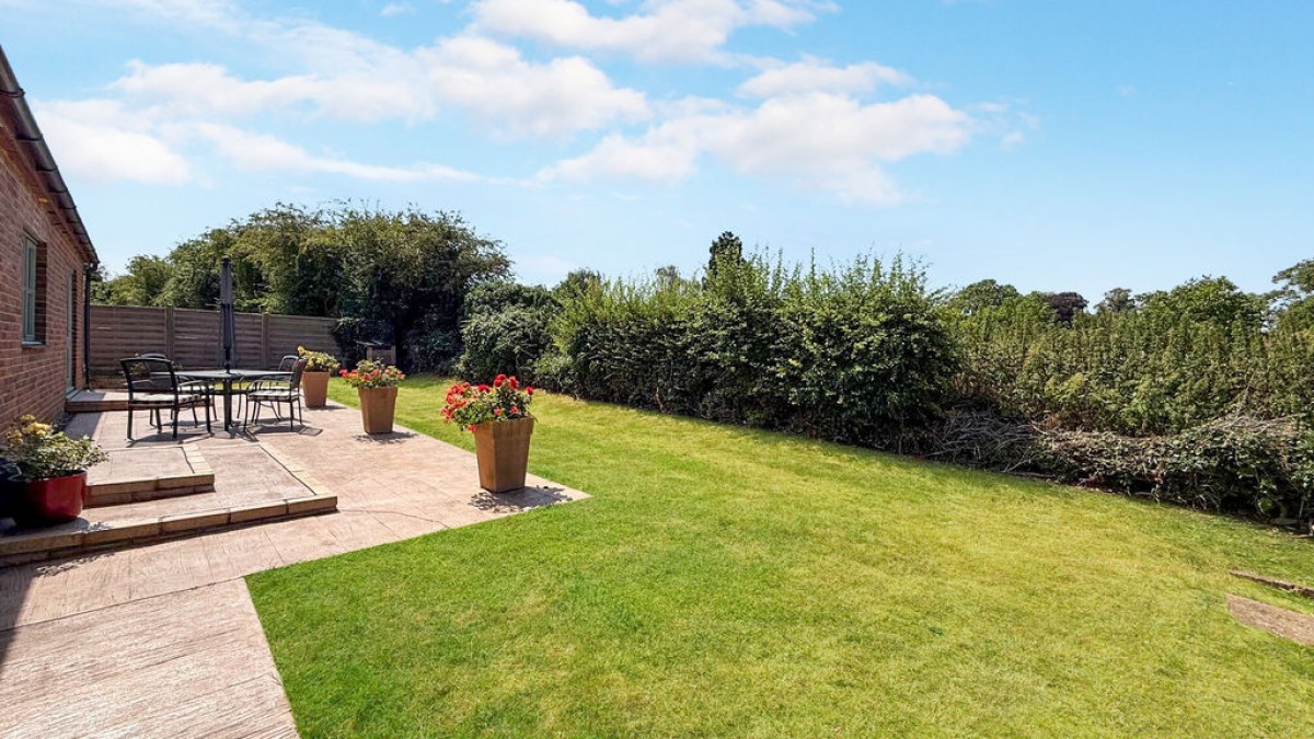Images for Potters Lodge, Barff Road, Potterhanworth