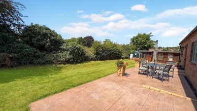 Images for Potters Lodge, Barff Road, Potterhanworth EAID:Starkey & Brown Scunthorpe BID:Starkey&Brown Lincoln