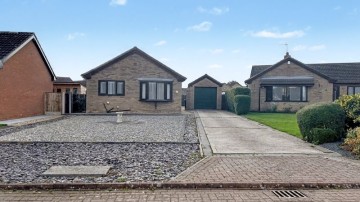 Chestnut Grove, Broughton