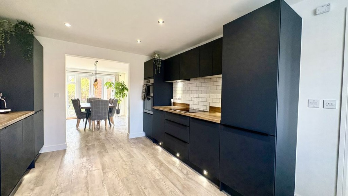 Images for Field Avenue, Saxilby, Lincoln