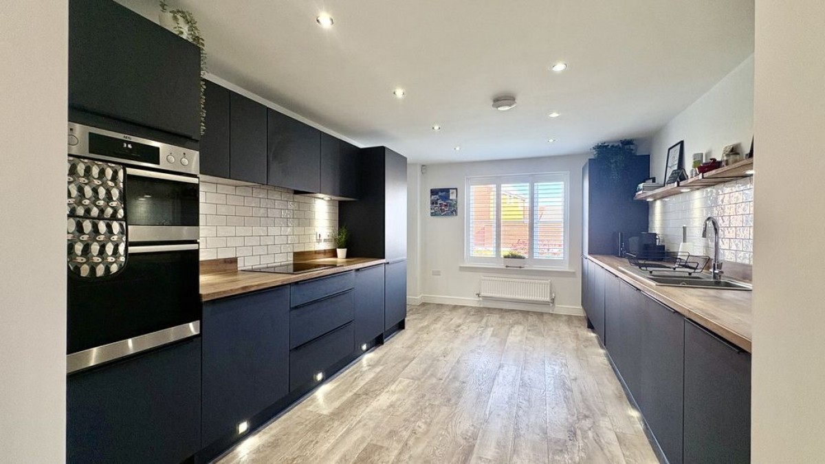 Images for Field Avenue, Saxilby, Lincoln