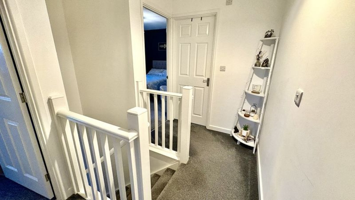 Images for Top Farm Avenue, Navenby, Lincoln