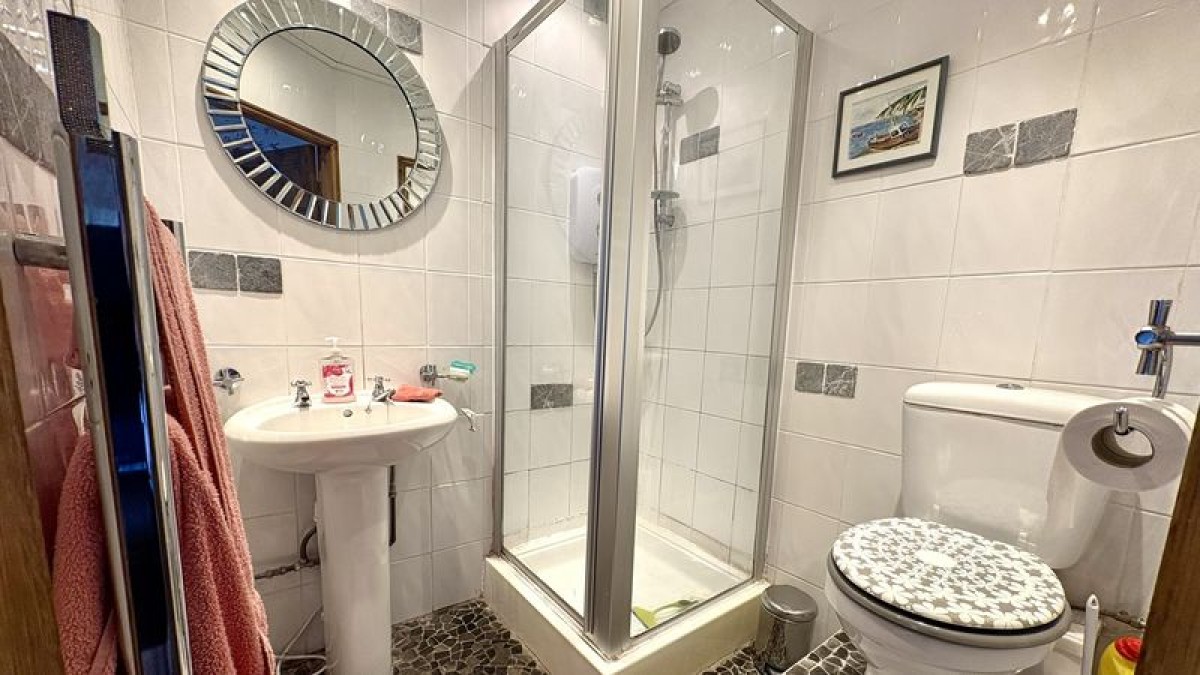 Images for Snelland Road, Wickenby, Lincoln