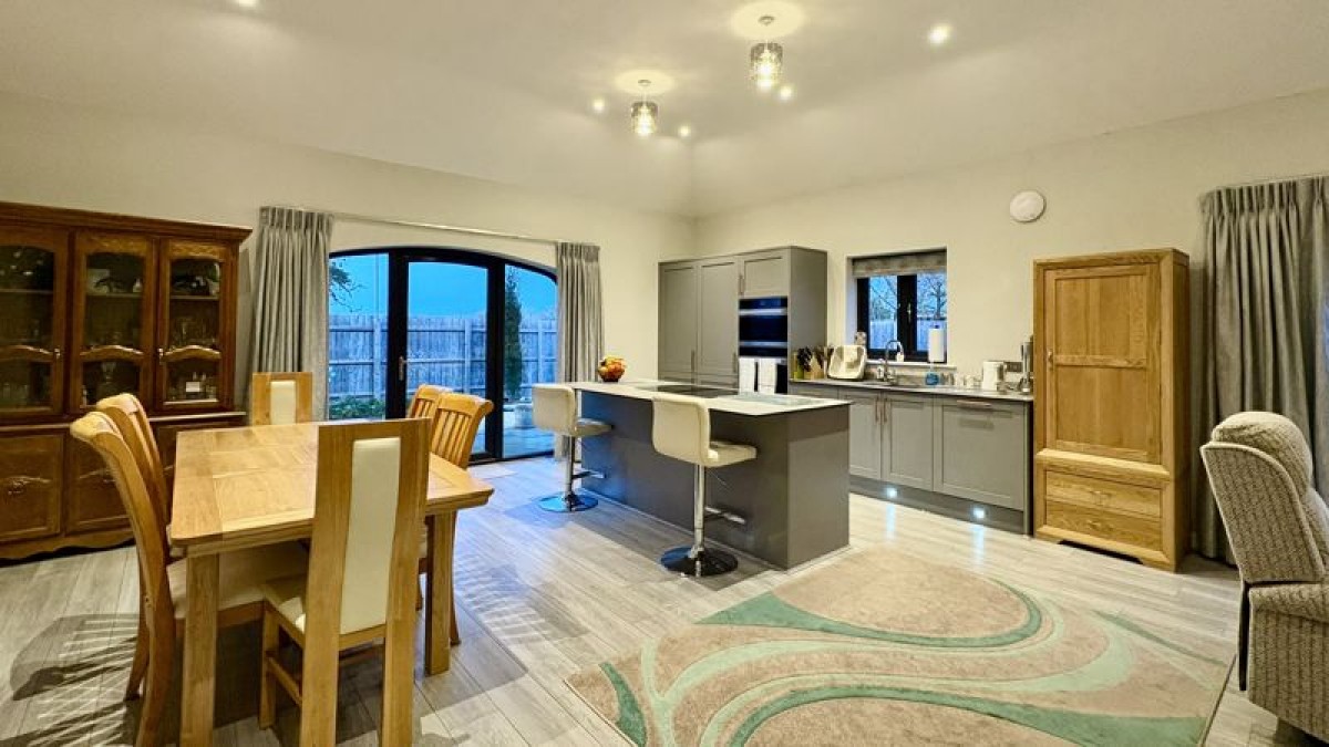 Images for Corner Farm Close, Middle Rasen